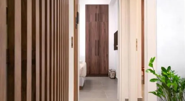 Glyfada Gallery Apartment