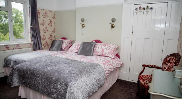 Трёхместный номер Standard Bay Tree House Bed & Breakfast