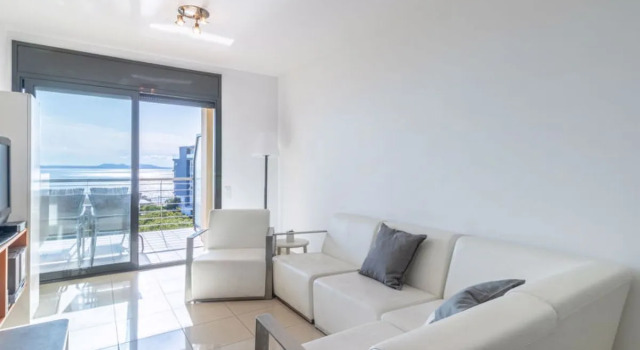 Apartment MILENI I Pozzallo, Забронировать Апартаменты/квартира Отели Росас с бассейном, рядом с Aventura Nautica, Бассейн
