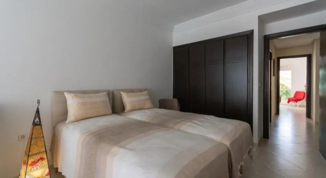 Superbe appartement avec piscine à Harhoura Témara