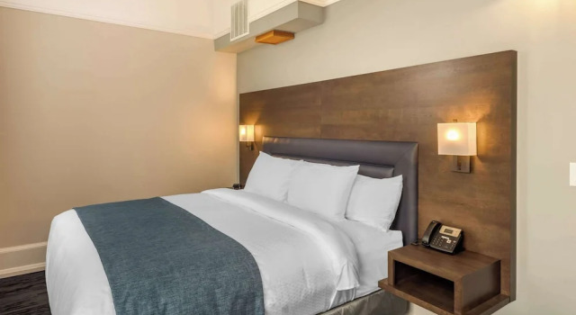 Люкс The Courthouse Hotel, an Ascend Collection Hotel