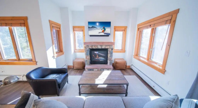 Expedition Station 8561 by SummitCove Vacation Lodging