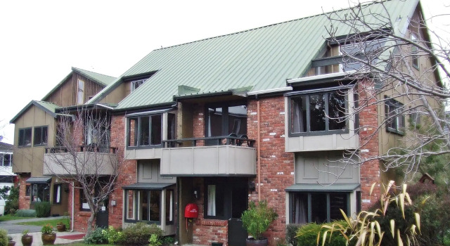 Woodlands Motels and Apartments