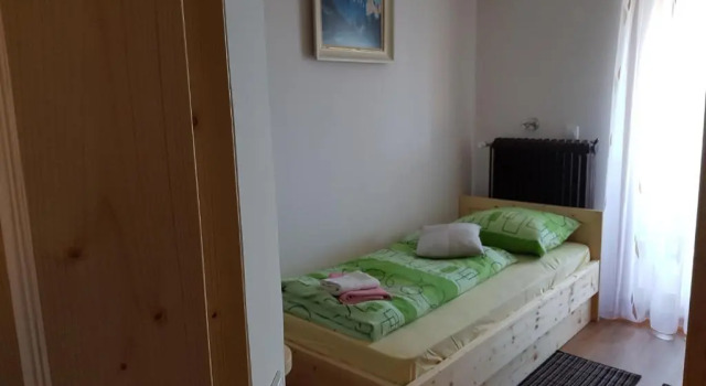 Трёхместный номер Standard с балконом Guest house Pr Ambružarju & Apartments