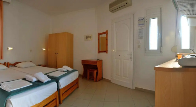 Adonis, Rezervovat Hotel Hotely v Kassandreia s parkováním, Parkování