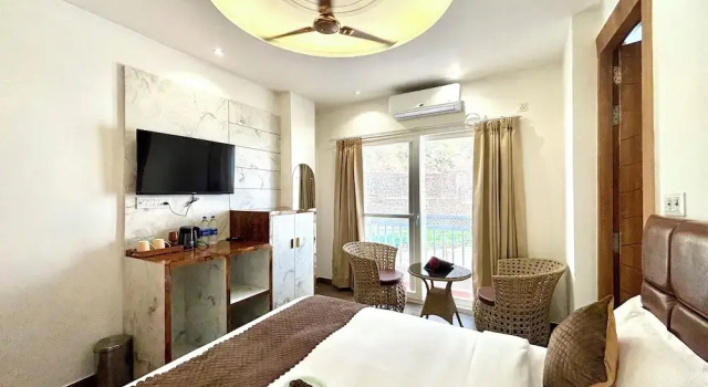Номер Deluxe Check Inn Homes, Rishikesh Tapovan