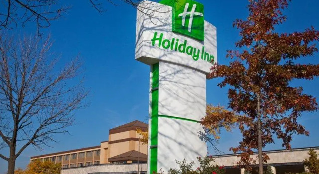 Кровать в общем номере Holiday Inn Chicago North Shore by IHG