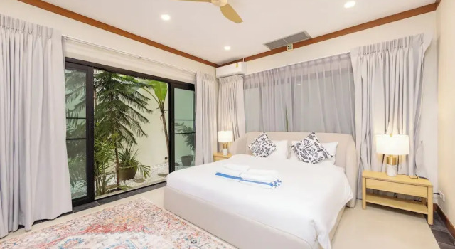 Вилла с 4 комнатами Baan Bua Estate Villas by TropicLook