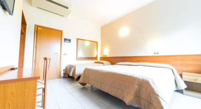 Hotel La Meridiana, Забронировать Отель Отели Ravenna Area 3 звезды, 3*