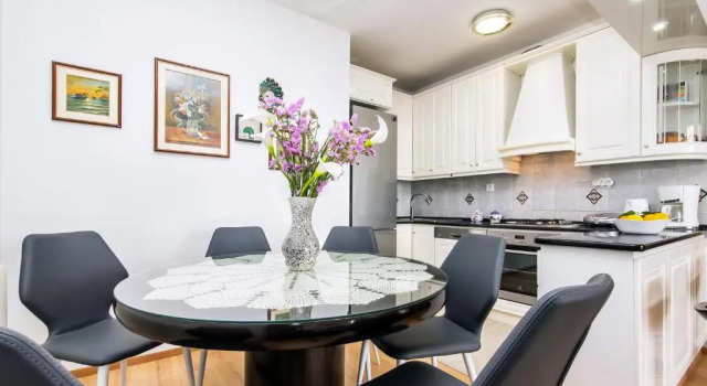 Luxury Apartment Lana