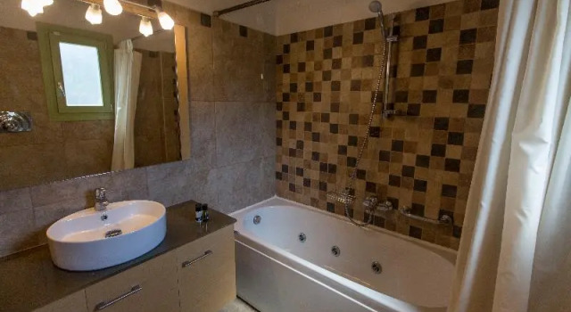 Двухместный номер Deluxe с балконом Anassa Deluxe Suites