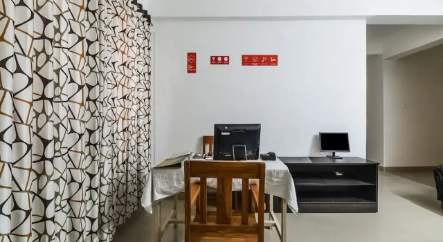 OYO 16653 Green City Service Apartment