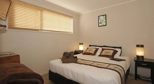 Big Five Motel