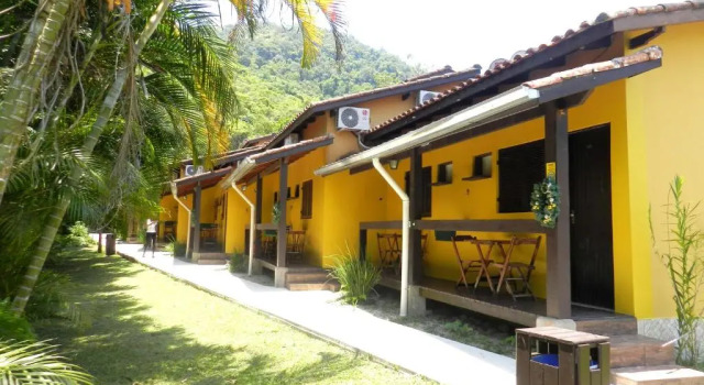 Семейный люкс с балконом Hotel Bosques do Massaguacu