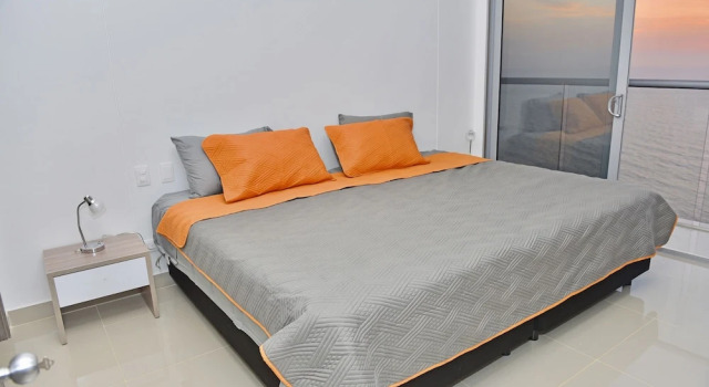 41st floor LUXURY apartment - sea view, Забронировать Апартаменты/квартира Отели Картахены с бассейном, рядом с Consulate of Panama, Бассейн