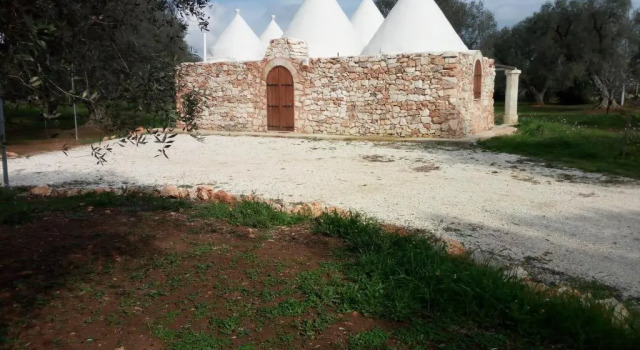 Вилла Trulli Monte Madre