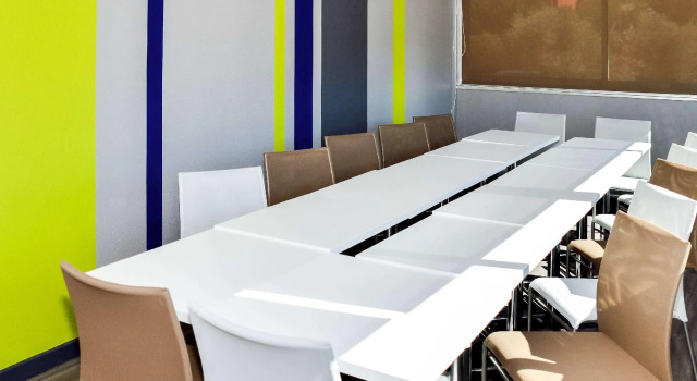 Кровать в общем номере ibis budget Aubagne Paluds Agora