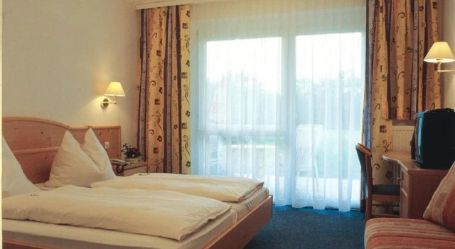 Gasthof Plasch, Rezervați Hotel Ferlach 