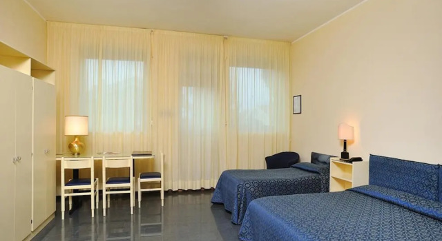 Четырёхместный номер Standard с балконом Hotel & Residence Dei Duchi