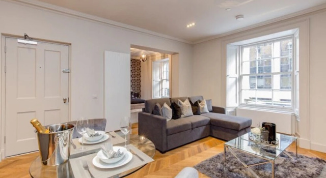 Chic and Sophisticated Apartment in the West End, Edinburgh, Забронировать Апартаменты/квартира Апартаменты Эдинбурга, рядом с St George's West Church, Апартаменты/квартира
