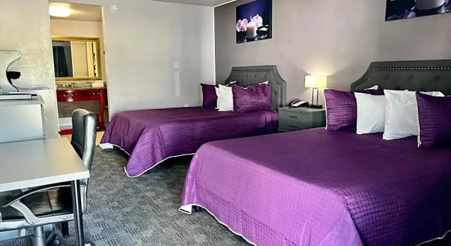 Номер Superior R Nite Star Hotel At Arlington Entertainment District
