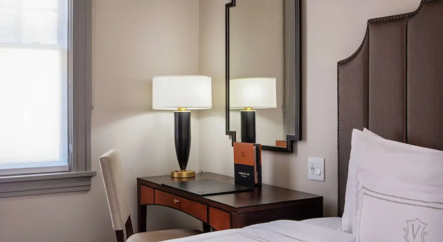 Четырёхместный номер Premium с видом на город The Virginian Lynchburg, Curio Collection By Hilton