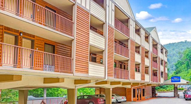 Baymont by Wyndham Gatlinburg On The River, Забронировать Отель Отели Гатлинберг с завтраком, Завтраки