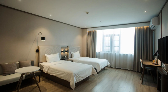 Hanting Hotel Jiujiang Wuning Jiuling Avenue, Rezerwuj Hotel Jiujiang Jiangxi