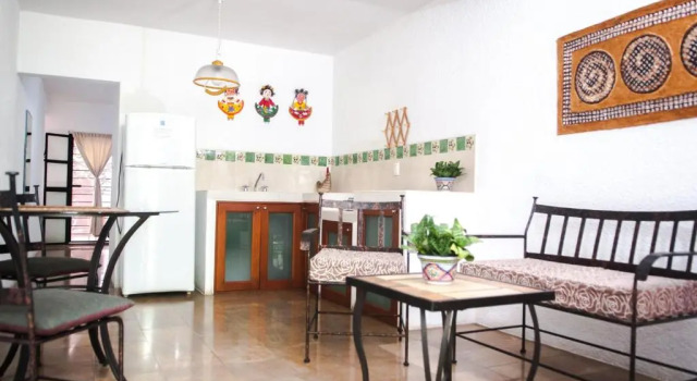 Студия Las Mariposas Hotel & Studios