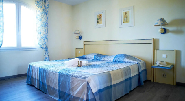 Люкс Residhotel Golf Grand Avignon