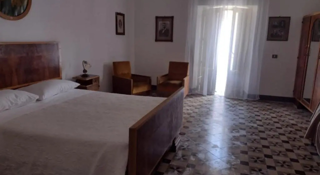 Palazzo Restifa, Varaa Hotelli Montalbano Elicona 