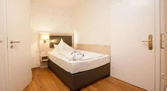 Ferienhotel Haus Becker, Забронировать Отель Бад-Лар Северный Рейн-Вестфалия