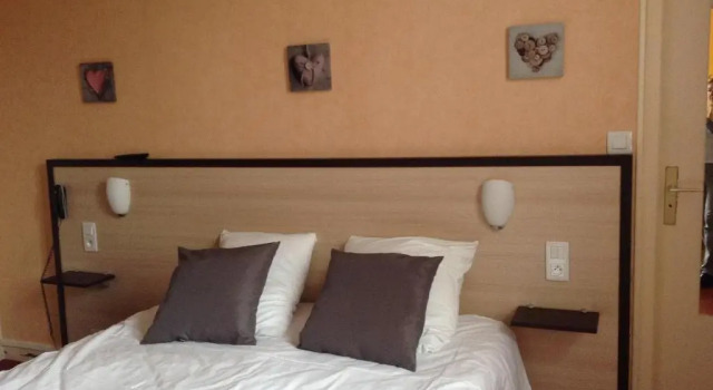 Двухместный номер Standard Logis Hotel Galland