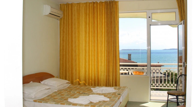 Двухместный номер Standard с балконом Hotel Panorama