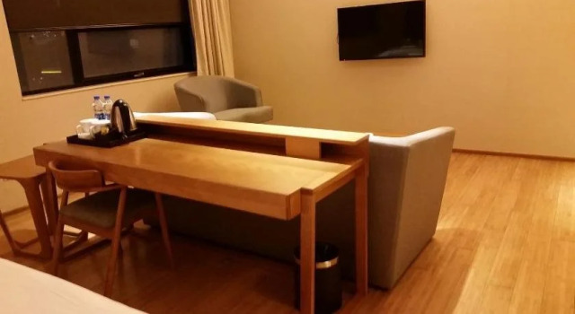 Starway Hotel Shanghai Songjiang Stadium, Varaa Hotelli Songjiang Shanghai