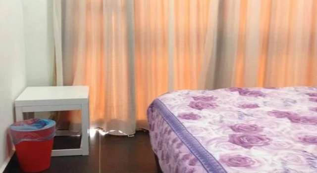 White House Cubical Hotel
