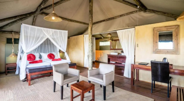 Eagle Tented Lodge & Spa, Buchen Sie Resort Okaukuejo Etosha-Nationalpark
