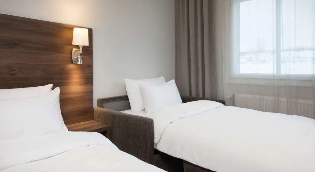 Park Inn by Radisson Oslo Airport Hotel West