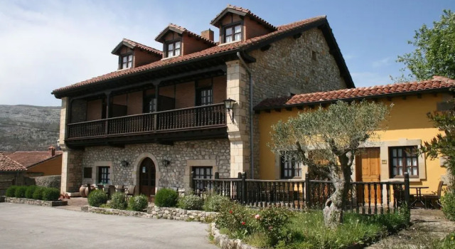Trisileja en Posada La Busta, Buchen Sie Hotel Alfoz de Lloredo 