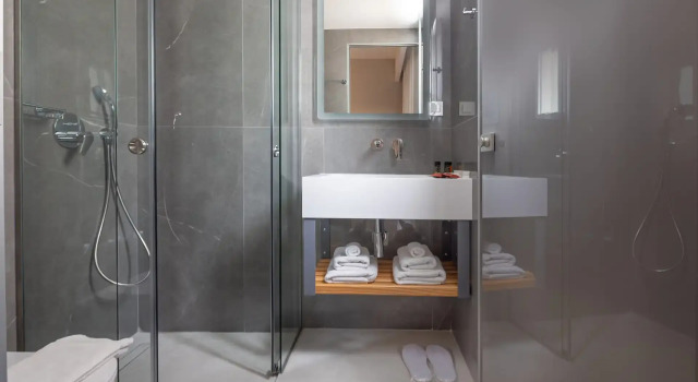 Двухместный номер Standard с балконом Epavli Grace Hotel