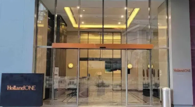 Staycation Central Jakarta Holland Village, Book Apartment Jakarta Jakarta Province