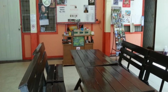 Lek Guesthouse, Забронировать Отель Чанг Мой Чиангмай