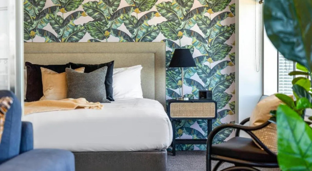Q Resort on Hamilton Avenue - Hosted by Gold Coast Luxury Resorts, Забронировать Курортный отель Бизнес-отели Голд-Кост, рядом с Gold Coast Parliament, 4* 5*