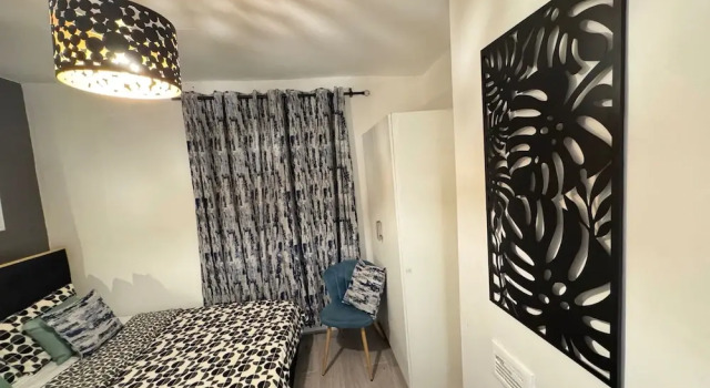 Sheffield - House - Sleeps 5 - Parking - Garden