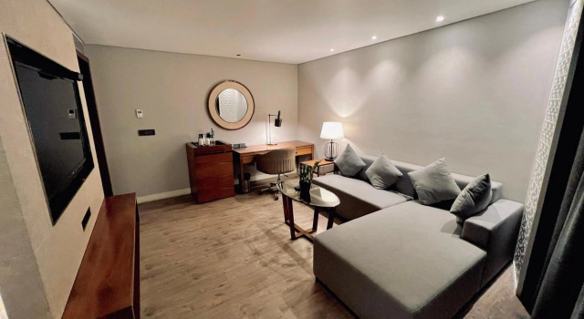 The Elite Narasapura, a Member of Radisson Individuals, Забронировать Отель Бизнес-отели штата Карнатаки, 4* 5*