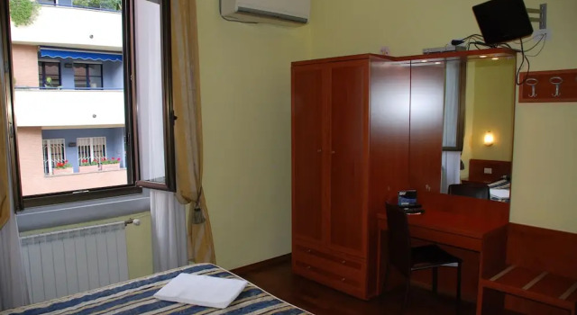 Одноместный номер Standard Hotel Bogart 2