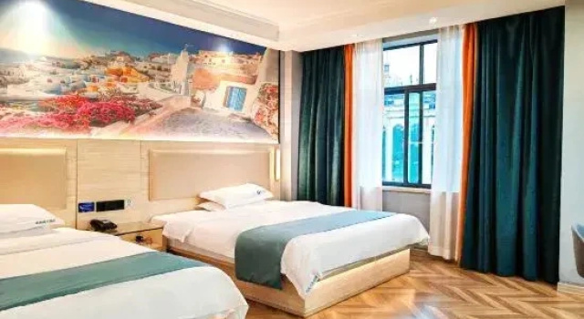 Трёхместный люкс Xinjiayuan Hotel