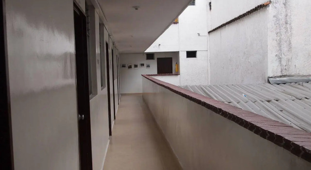 Hotel Conquistadores, Book Hotel La Candelaria Guayaquil