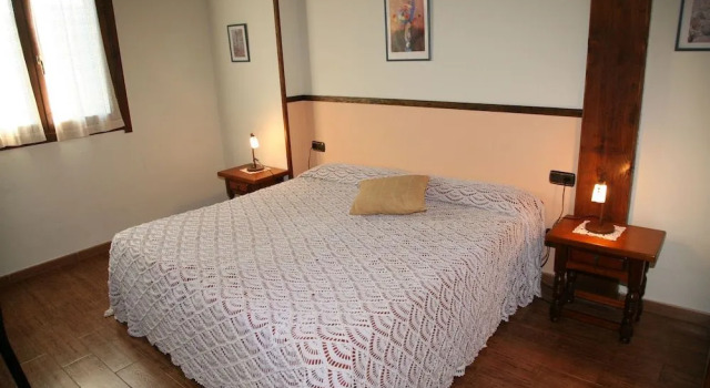 Agroturismo Landagarre, Rezerwuj Hotel Hotele w Baskonia z parkingiem, Parking