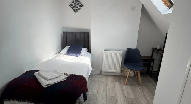 Номер Standard Golders Park Hotel